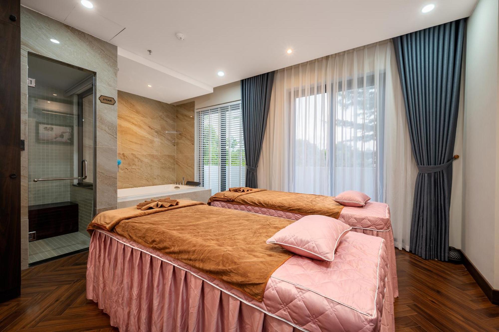 Florence Hotel Da Nang Buitenkant foto